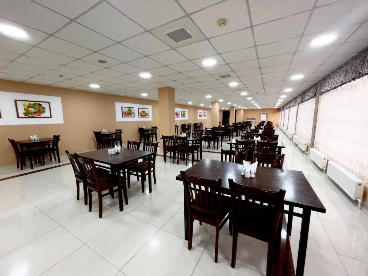 Rohat Hotel Chilonzor Tashkent Bagian luar foto