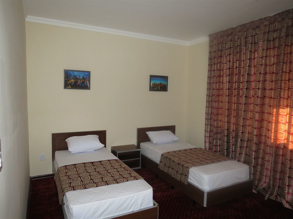 Rohat Hotel Chilonzor Tashkent Bagian luar foto
